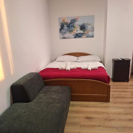Albania Apartment Comfort Near Tirana City Center Zewnętrze zdjęcie