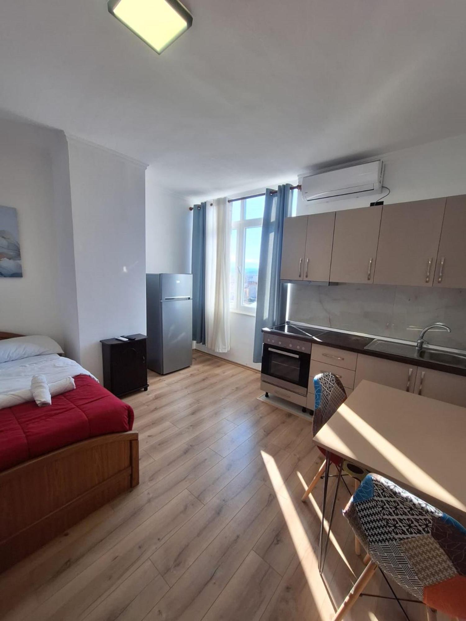 Albania Apartment Comfort Near Tirana City Center Zewnętrze zdjęcie