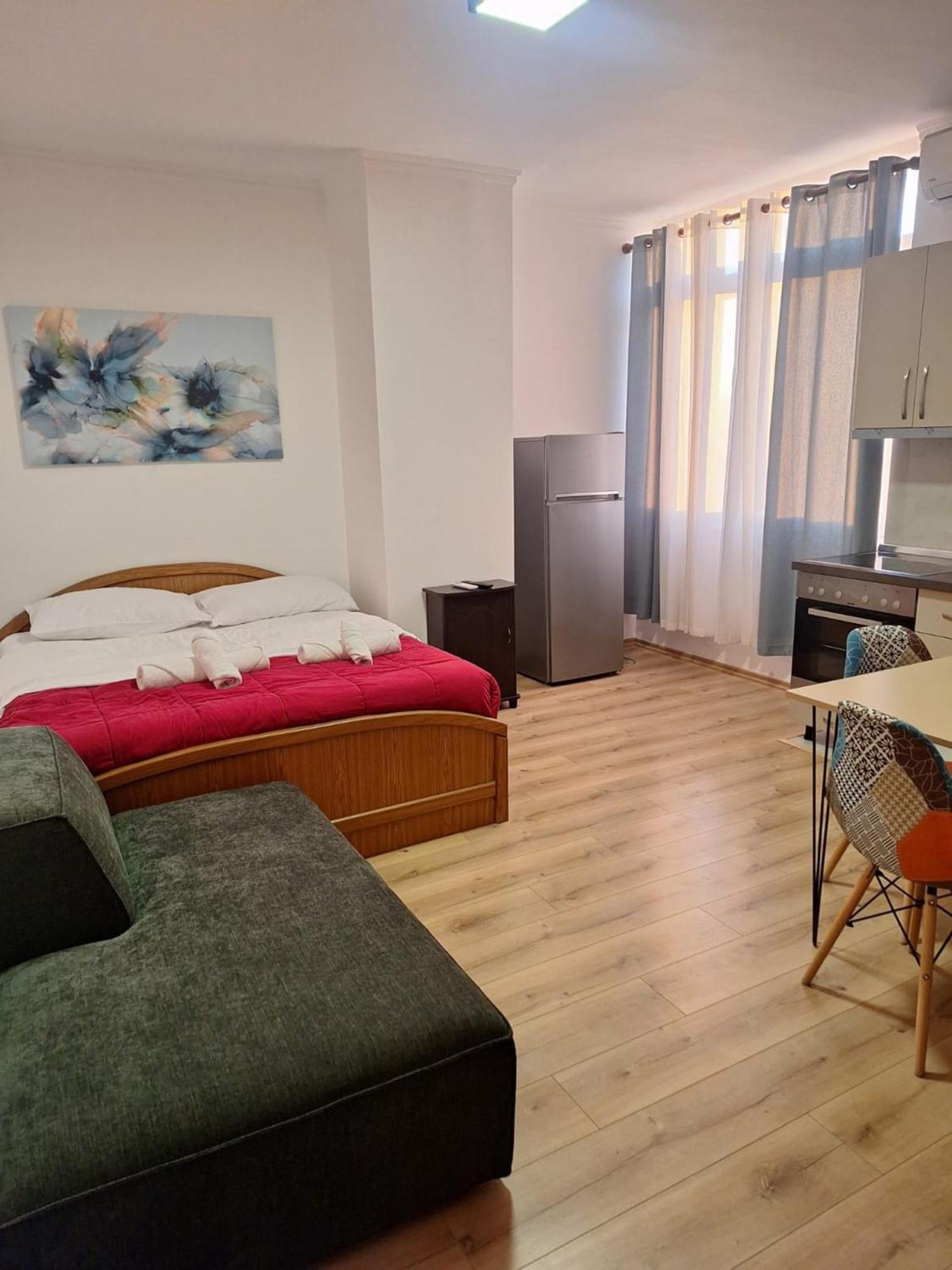 Albania Apartment Comfort Near Tirana City Center Zewnętrze zdjęcie