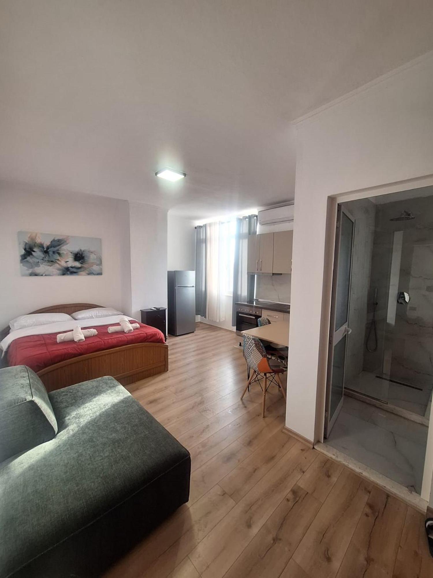Albania Apartment Comfort Near Tirana City Center Zewnętrze zdjęcie